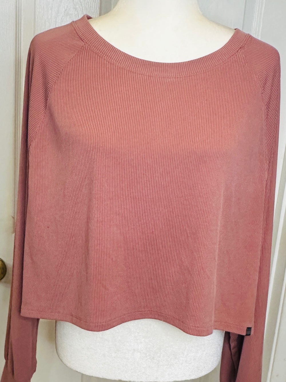 Victoria's Secret Top Pink Dusty Rose Striped Long Sleeve Ribbed Crop Large